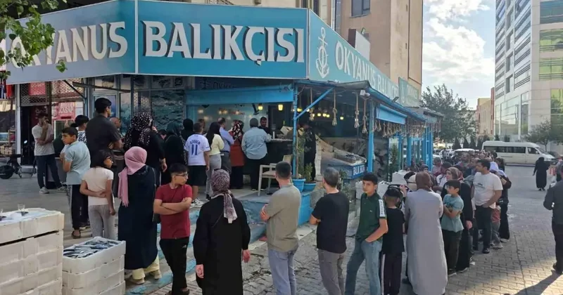 Rabbim verdi diyerek fiyatı 35 TL yaptı, haberi alan dükkanın önüne koştu