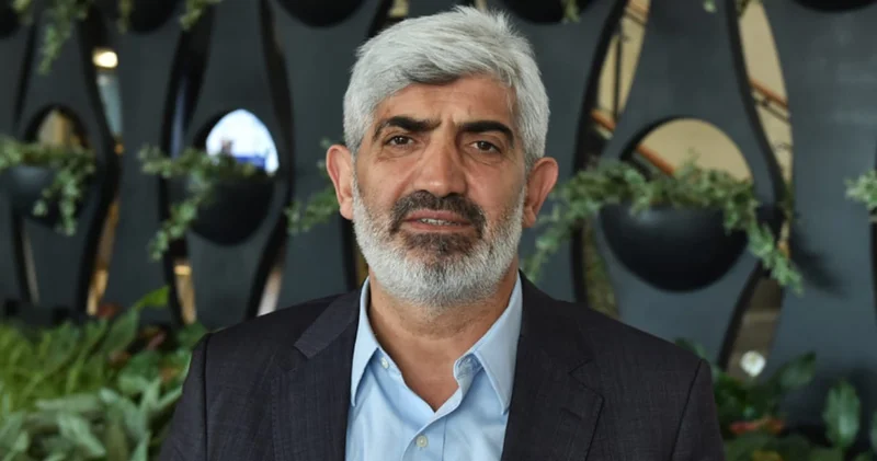 İktidar anketçisinin analizini dinleyen çileden çıkar! Erdoğan ı sevmeyen siyonistmiş...