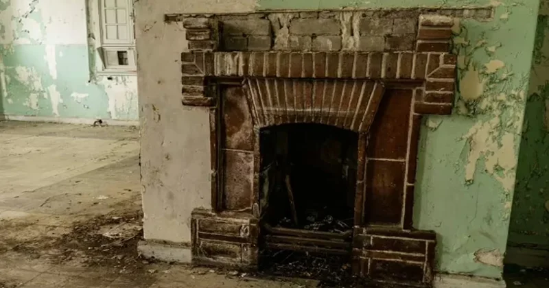 Evin duvarında şaşırtan sürpriz: Eski şömineyi sökünce fark etti Sözcü Gazetesi