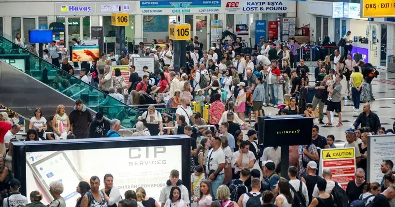 Antalya da yabancı turist sayısı 16 milyonu geçti