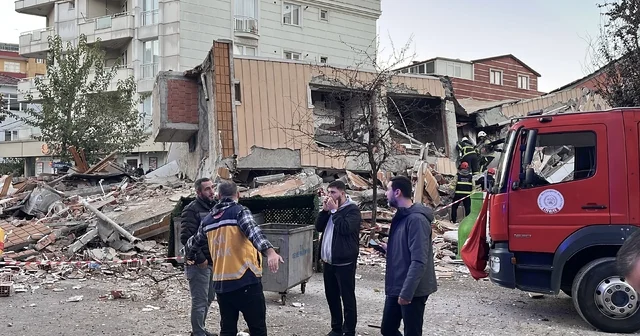 Gebze de bina çöktü; kurtarma çalışması başlatıldı Kocaeli Haberleri