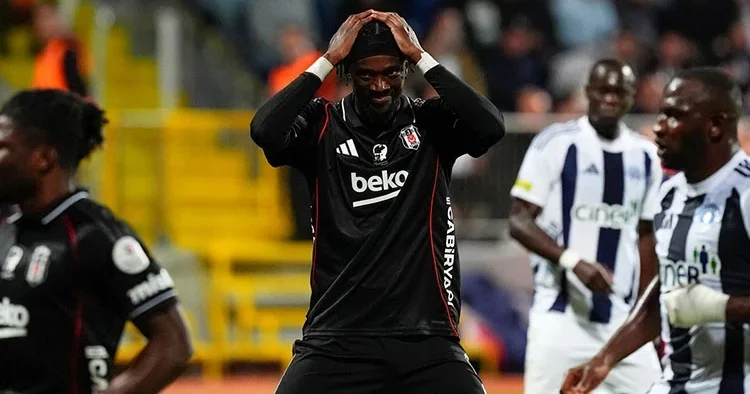 Abraham dan takım arkadaşlarına özür: Fenerbahçe derbisiyle kendimi affettireceğim!