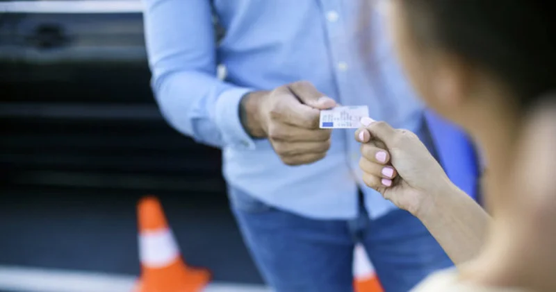 Ehliyet yenileme süresi sona eriyor! Ehliyet yenileme nasıl yapılır, yenilememe cezası ne kadar?