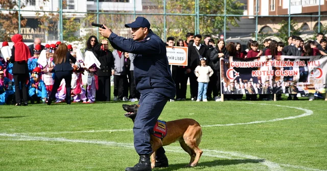 Nefes in gösterisi, 29 Ekim kutlamalarında ilgiyle izlendi Nevşehir Haberleri