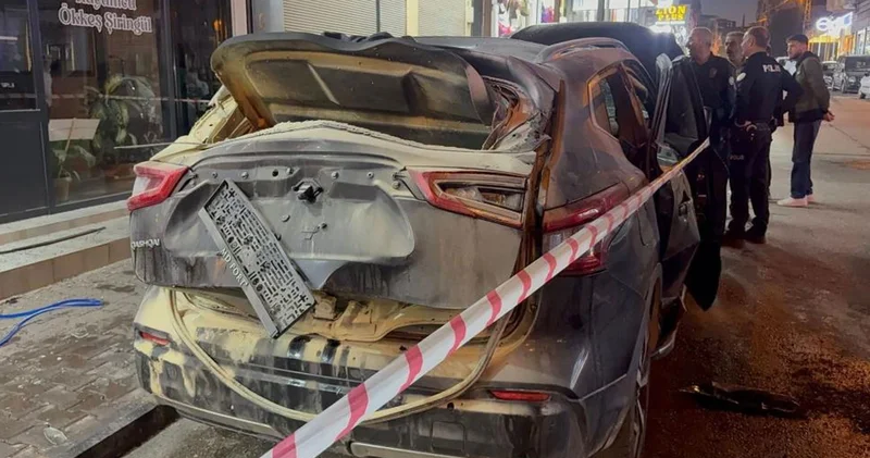 Araçta bulunan mutfak tüpü patladı