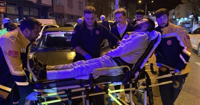 Bursa da seyir halindeyken fenalaşan sürücü refüje çarptı Bursa Haberleri