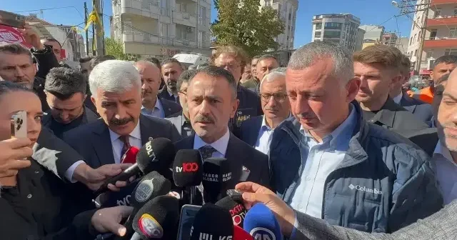 Vali Aktaş açıkladı: Bir vatandaşımızın sesini aldık 9 bina tedbiren tahliye edildi VİDEO İZLE