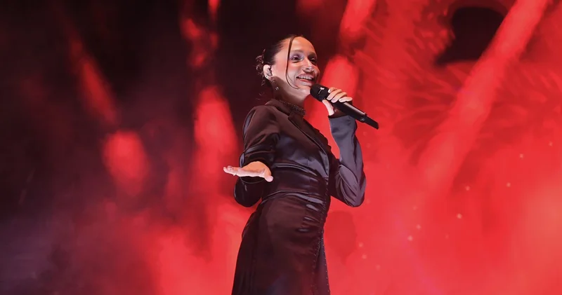 Cumhuriyet Bayramı nda Bursa da Zeynep Bastık coşkusu