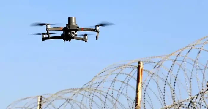 Belçika da askeri üs üzerinde tanımlanamayan dronlar tespit edildi