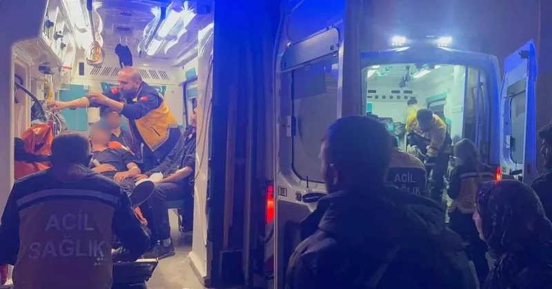 Hakkari’de feci kaza! 20 yaralı