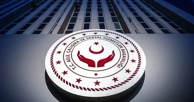 Sana medya fenomeni çocuğunun sünnet görüntülerini paylaştı! Bakanlıktan açıklama