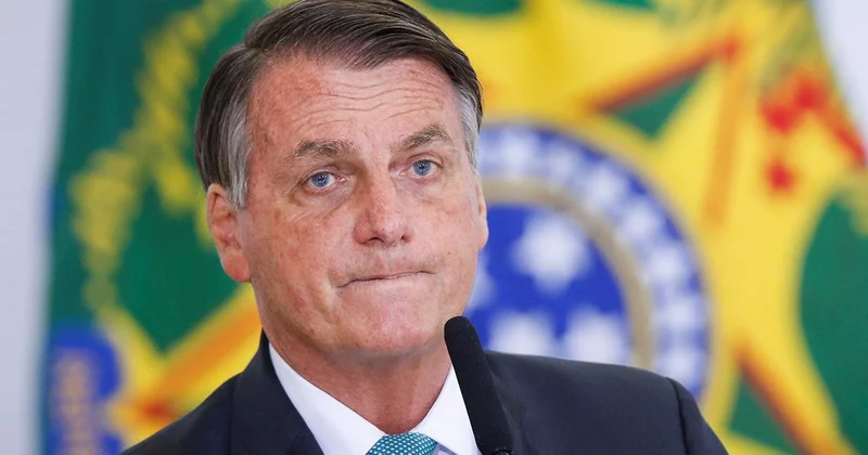 ABD ye kaçan Bolsonaro kendisini Brezilya nın lideri ilan etti