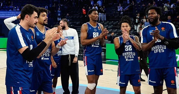 Anadolu Efes EuroLeague de Panathinaikos u konuk edecek!