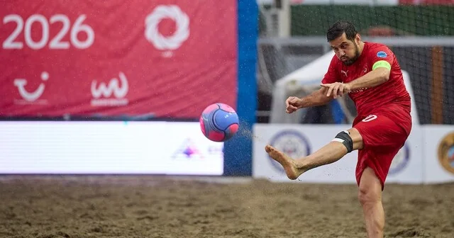 Plaj Futbolu Dünya Kulüpler Şampiyonası nda Alanya Belediyespor penaltılarla çeyrek finalde Antalya Son Dakika Haberleri Habertürk Yerel Haberler