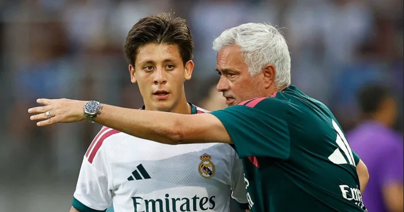 Mourinho nun bu kararı vermesi çok uzun sürdü! Arda nın beklediği haber sonunda geldi Sözcü Gazetesi