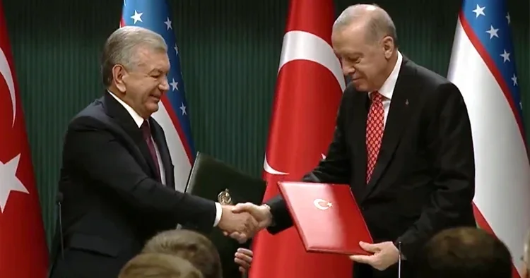 Cumhurbaşkanı Erdoğan, Özbekistan Cumhurbaşkanı ile anlaşmaların imza törenine katıldı