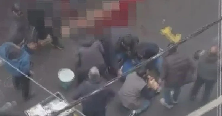 Sancaktepe de pazar yerindeki bıçaklı kavgada yaralanan esnaf hayatını kaybetti: 2 şüpheli adliyede