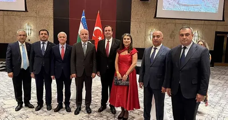 YÖK Başkanı Özvar, Cumhuriyet Bayramı nı Semerkant ta kutladı