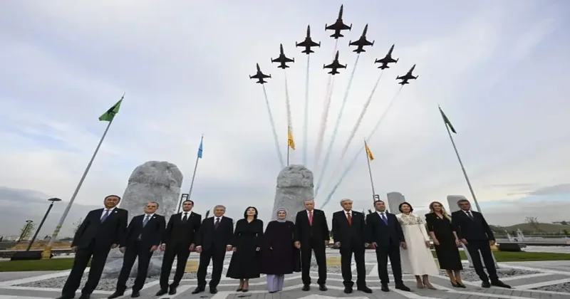 Türk dünyası ortak geleceğini şekillendiriyor... TDT 13. Zirvesi nden renkli kareler