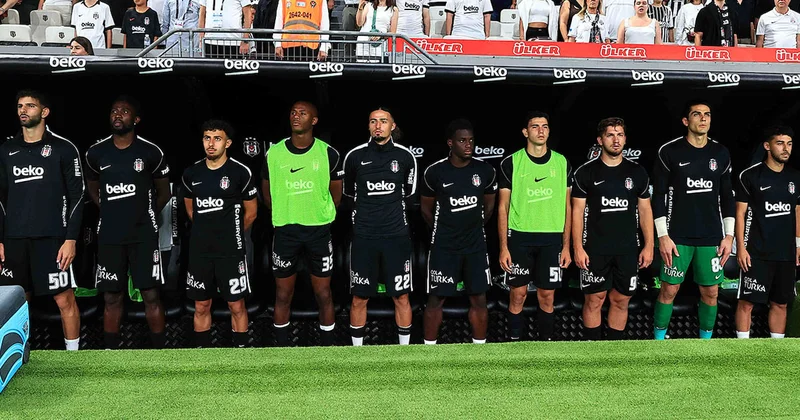 Beşiktaş ın son transferi hırs ve üzüntüden elini çatlattı Sözcü Gazetesi