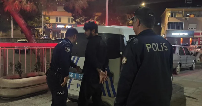 Mahallede korku dolu anlar: Önce annesini rehin aldı, sonra çatıya çıktı Sözcü Gazetesi