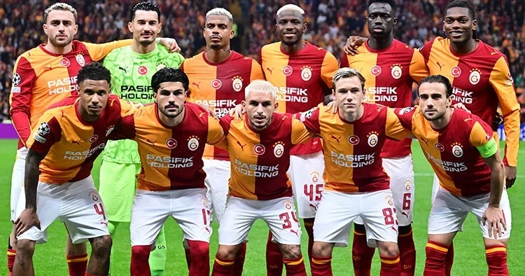Galatasaraylı futbolcu resmen bıraktı! Aileme zaman ayırmak istiyorum!