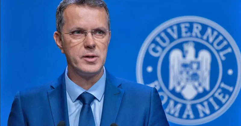 Romanya Savunma Bakanı istifa etti: Yıllar önce yaptığım bir hata...