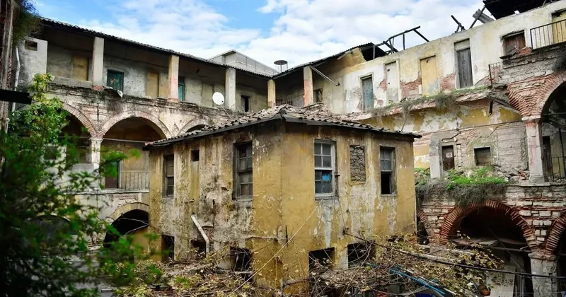 Fatih’te Tarih yeniden hayat Buluyor: Şekerci Han restorasyona alınıyor