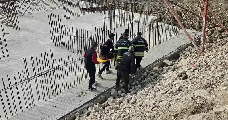 Şantiye sahasına giren vatandaş inşaat temeline düştü Hatay Haberleri
