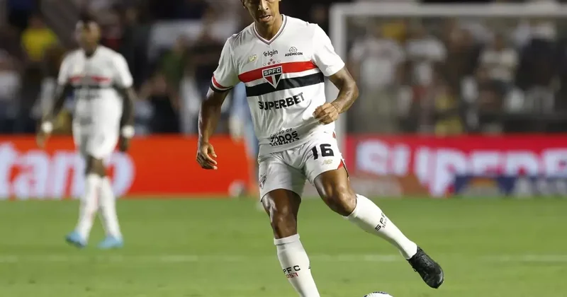 Fenerbahçe nin eski yıldızı 6 0 lık maç sonrası çıldırdı