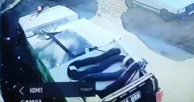 Düşürdüğü 40 gram altın 40 tonluk çöplükte bulundu, gözyaşlarına hakim olamadı Düşürülen altının temizleme aracıyla süpürülme ve sonrasında bulunma anları kamerada Gaziantep Haberleri