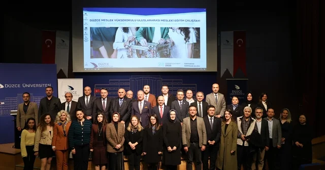 Rektör Sözbir: Düzce Üniversitesi nde 3+1 eğitim modeline geçtik Düzce Üniversitesi nde Düzce Meslek Yüksekokulu Mesleki Eğitim Çalıştayı gerçekleştirildi Düzce Haberleri