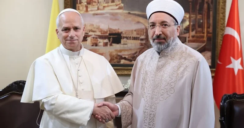 Papa 2 bin 640 km’den kalkıp geldi Diyanet Başkanı 11 km gidemedi Sözcü Gazetesi