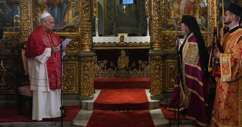 Papa 14. Leo, Ekümenik Patrikhane yi ziyaret etti,