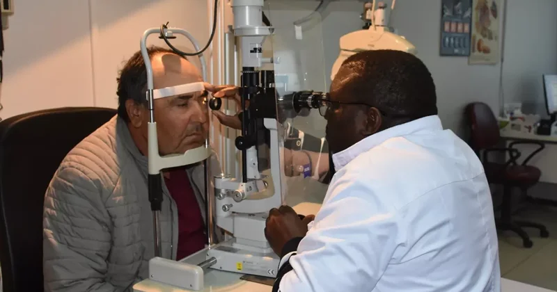 Kongolu doktor Türkiye de kendisini geliştiriyor!