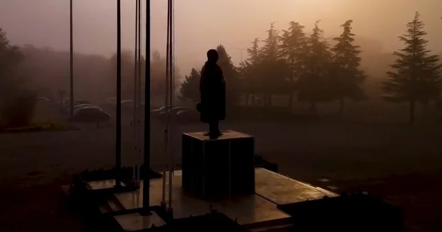 Erzincan ı sis kapladı: Görüş mesafesi 20 metreye düştü Erzincan Haberleri