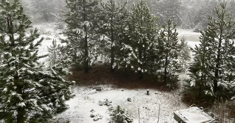 Sındırgı da yüksek kesimlere kar yağdı