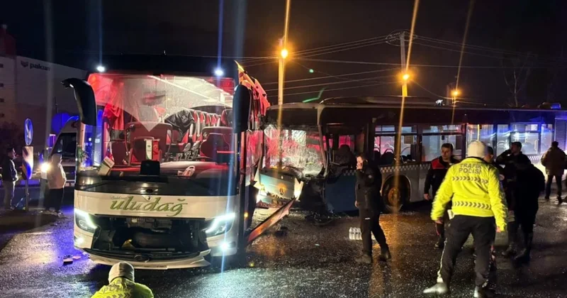 Yolcu otobüsü ile halk otobüsü çarpıştı; 1 i bebek 9 yaralı Sözcü Gazetesi