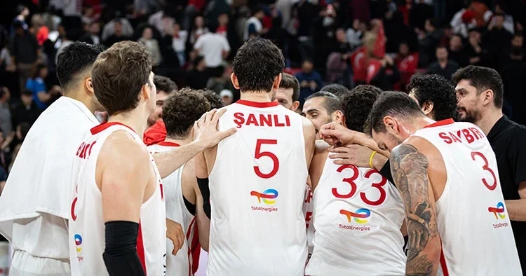 12 Dev Adam İsviçre ye konuk oluyor!