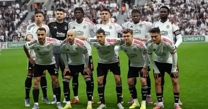 Beşiktaş ta beklenmedik sakatlık: Karagümrük maçının kadrosundan çıkarıldı Futbol Haberleri