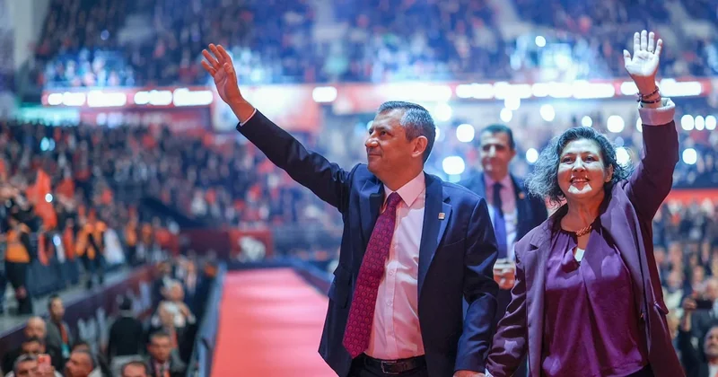 Özgür Özel: Dostu düşmanı birbirinden ayırmakta biraz daha ustalaştık Sözcü Gazetesi