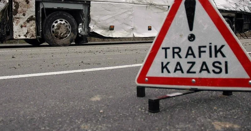 Beykoz da sağanak yağış kaza getirdi: Sürücü yaralandı Sözcü Gazetesi