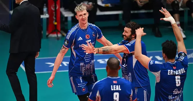 Halkbank evinde set vermeden kazandı Voleybol Haberleri Spor