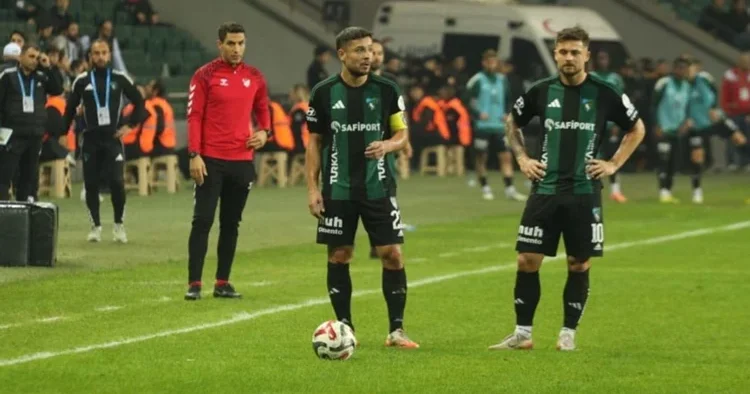 Ahmet Oğuz dan maç sonu itiraf: Şut denedim asist oldu