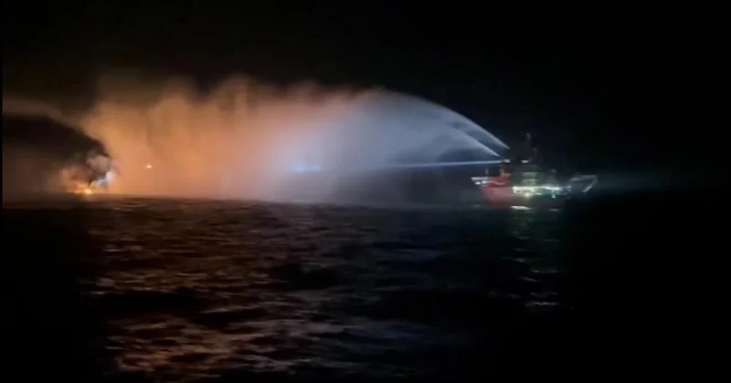 Karadeniz de 2 ticari gemide patlama oldu