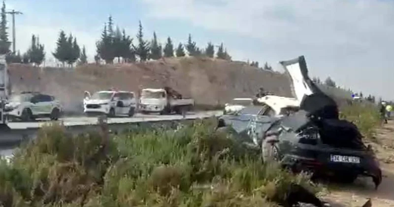 Gaziantep te otoyolda can pazarı: 1 kişi hayatını kaybetti 2 si ağır 4 yaralı