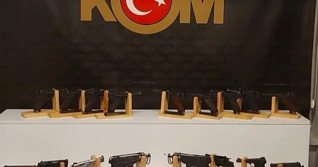 Kayseri de yasa dışı silah ticareti yapan 2 zanlı yakalandı Kayseri Haberleri