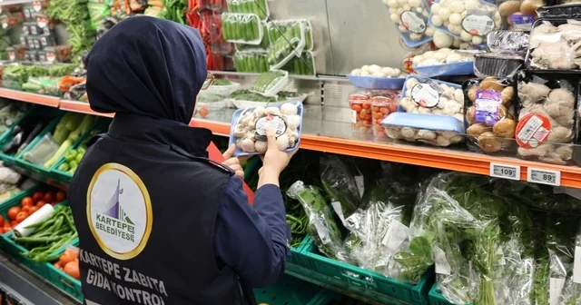 Kartepe de marketlerde fahiş fiyat ve etiket denetimi yapıldı Kocaeli Haberleri