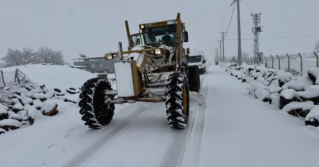 Kırsal mahallelerde 572 kilometre yol ulaşıma açıldı Diyarbakır Haberleri