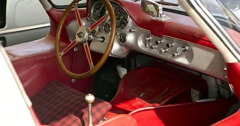 Dünyanın en pahalı otomobili rekor fiyata satıldı Sözcü Gazetesi